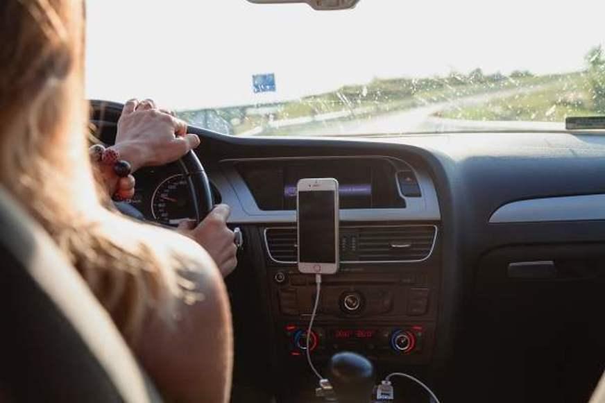 Motoristas mulheres do Uber poderão escolher corridas apenas com passageiras