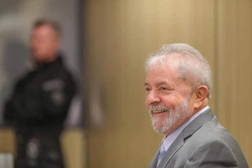 Prefeitura de Paris concede a Lula título de cidadão honorário da cidade