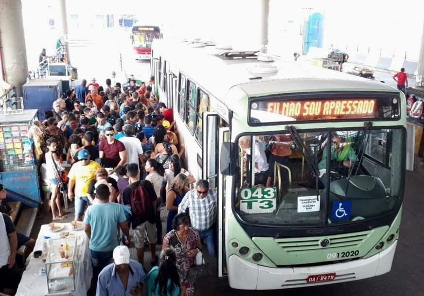 Em 2020: aumento da tarifa ou corte da frota