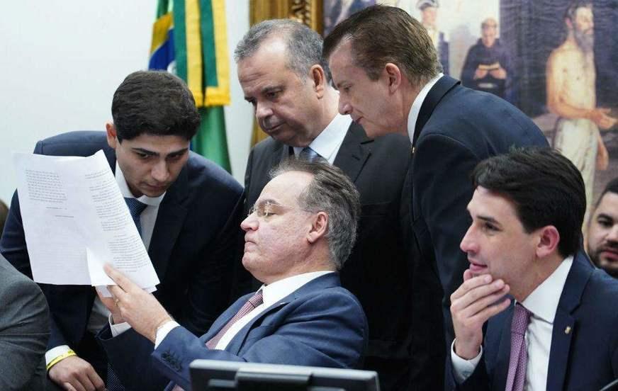 CCJ da Câmara aprova PEC da prisão em segunda instância