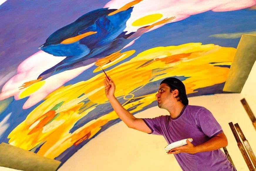 Obra de artista do AM em capela é apagada sem explicações em Manaus