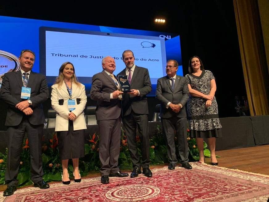 TRE – AM recebe prêmio em evento do Conselho Nacional de Justiça