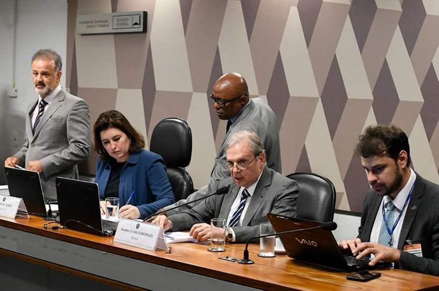 PEC Paralela da Previdência é aprovada na CCJ, em Brasília