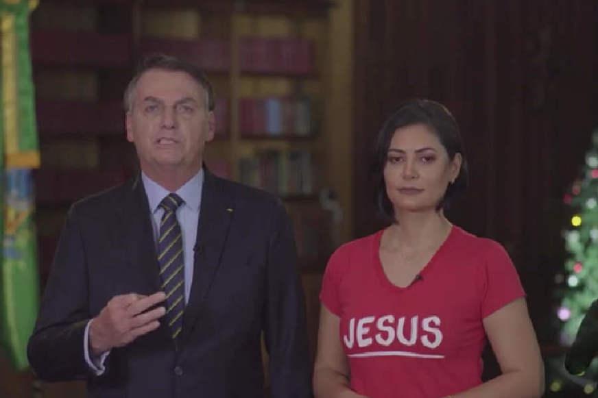 Bolsonaro diz que ano termina ‘sem corrupção’ em mensagem de Natal
