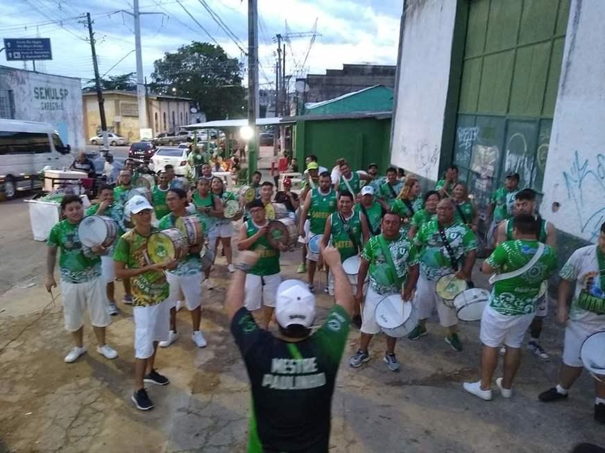 Escolas de Samba animam esquenta de Natal do Superatacado Nova Era