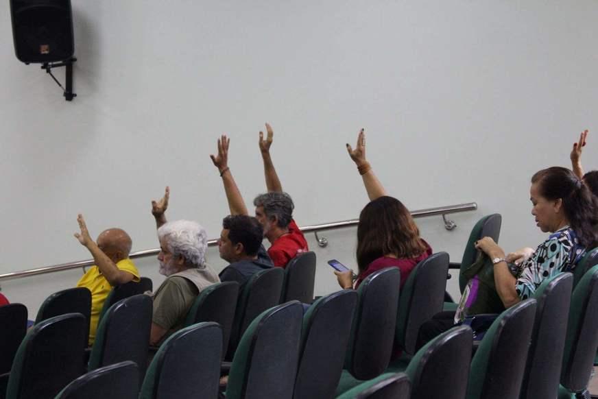 Docentes da Ufam aprovam estado de greve a partir de 2020