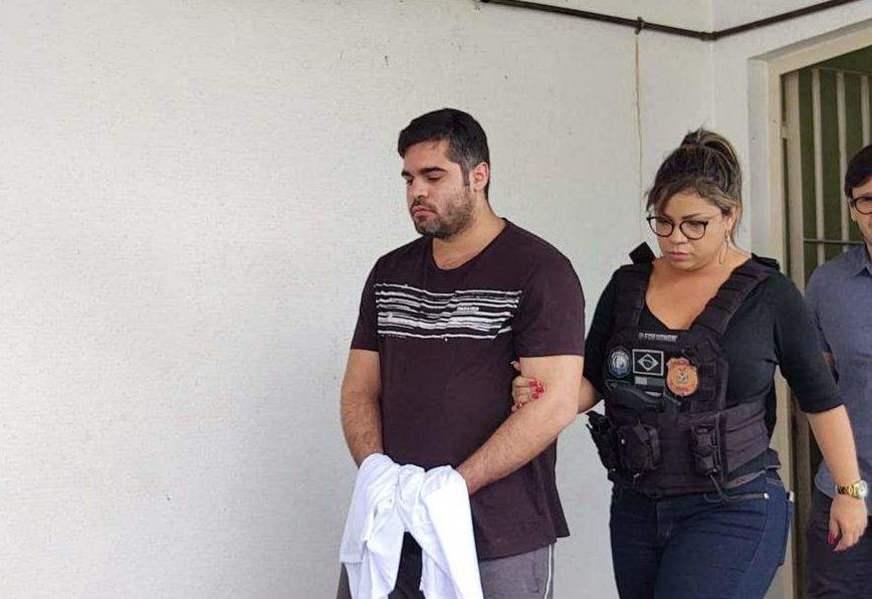 Alejandro Valeiko chega ao IML para exame de corpo de delito