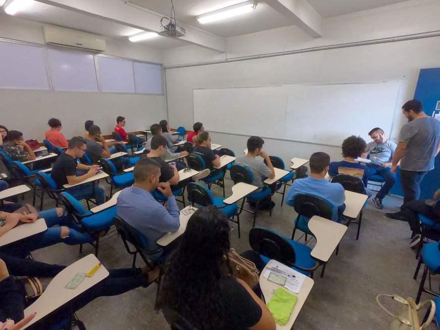 Defensoria Pública aplica provas de estágio em Direito no domingo (2)