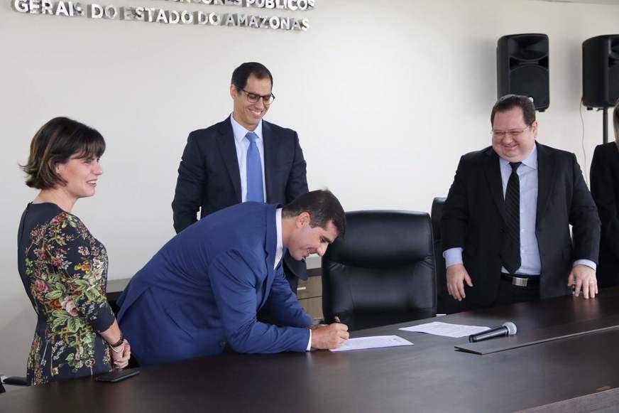 Novos membros do Conselho Superior da Defensoria tomam posse