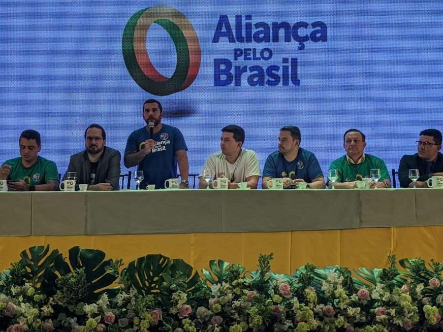 Evento reúne apoiadores do Aliança pelo Brasil no Amazonas