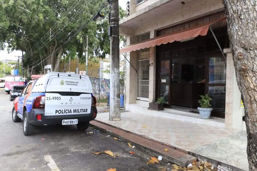 Mulher é encontrada morta em quarto de hotel no Centro