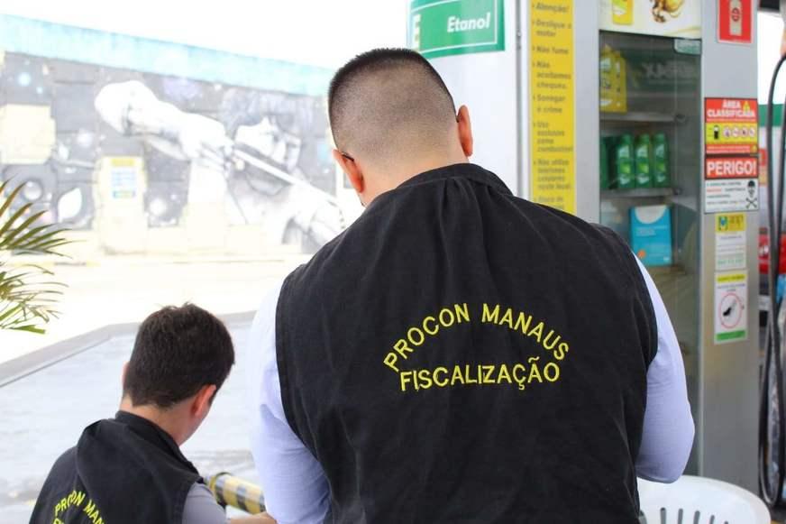 Procon Manaus multa 24 postos de combustíveis por aumento abusivo