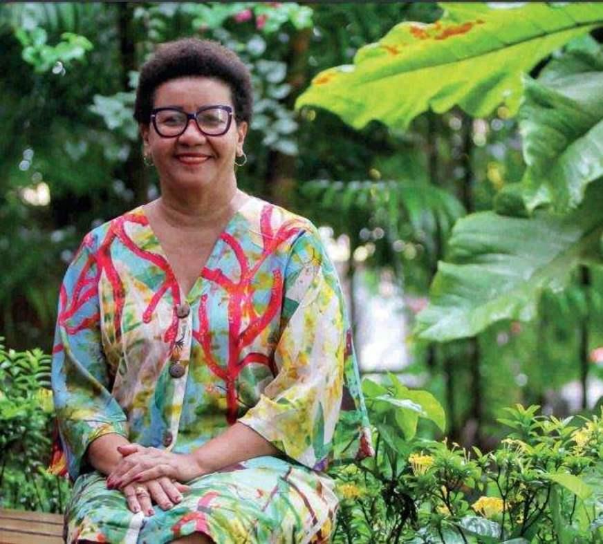 Mulher e quilombola, ela superou a fome e hoje é chefe em fundação