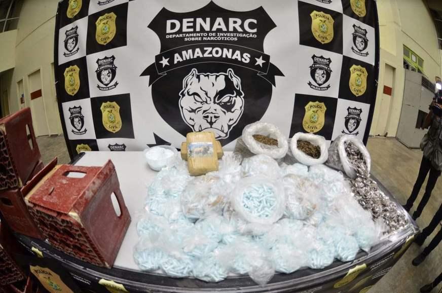 Homem é preso com R$ 400 mil em drogas em apartamento no Novo Aleixo