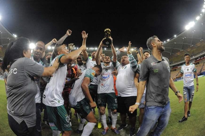 Manaus goleia o Amazonas e é campeão do primeiro turno do Barezão