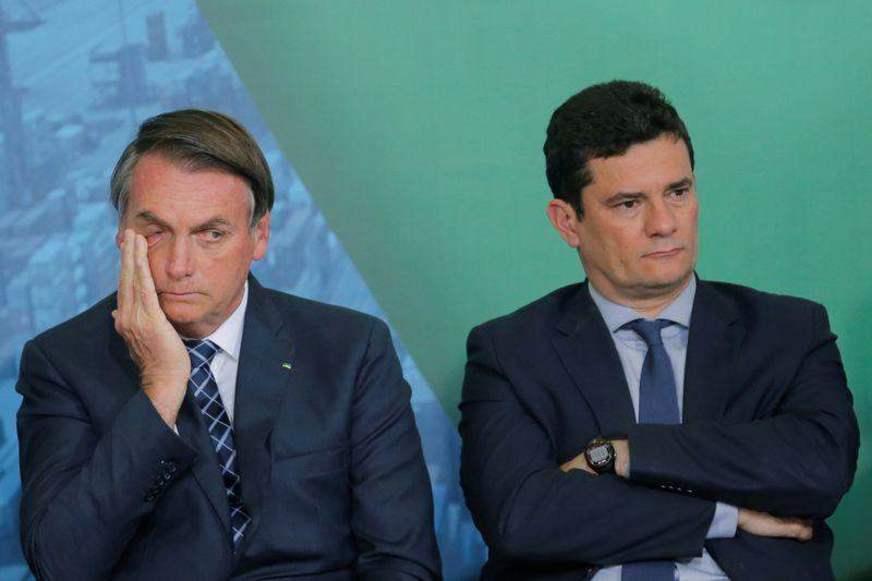 Bolsonaro diz que Moro se preocupou mais com Marielle do que com facada