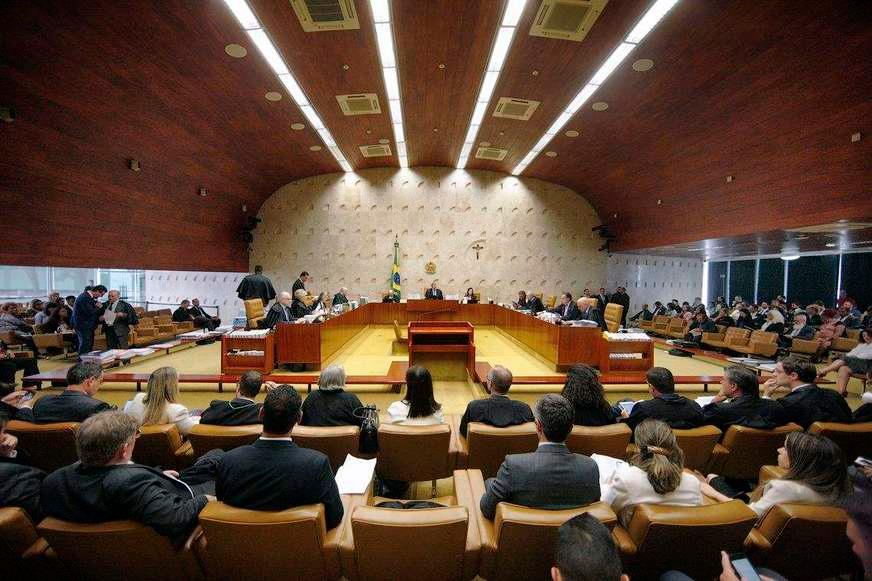 STF decide arquivar denúncia contra Jair Bolsonaro