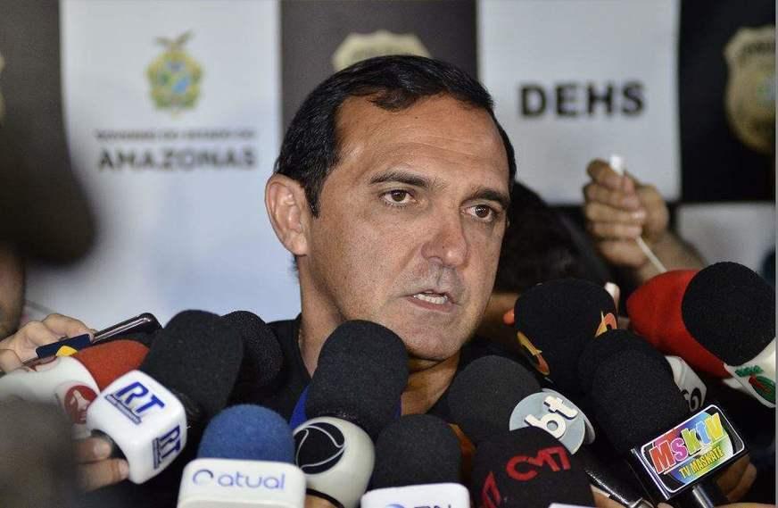 Rafael Fernandez planeja fugir para a Espanha, diz delegado Paulo Martins