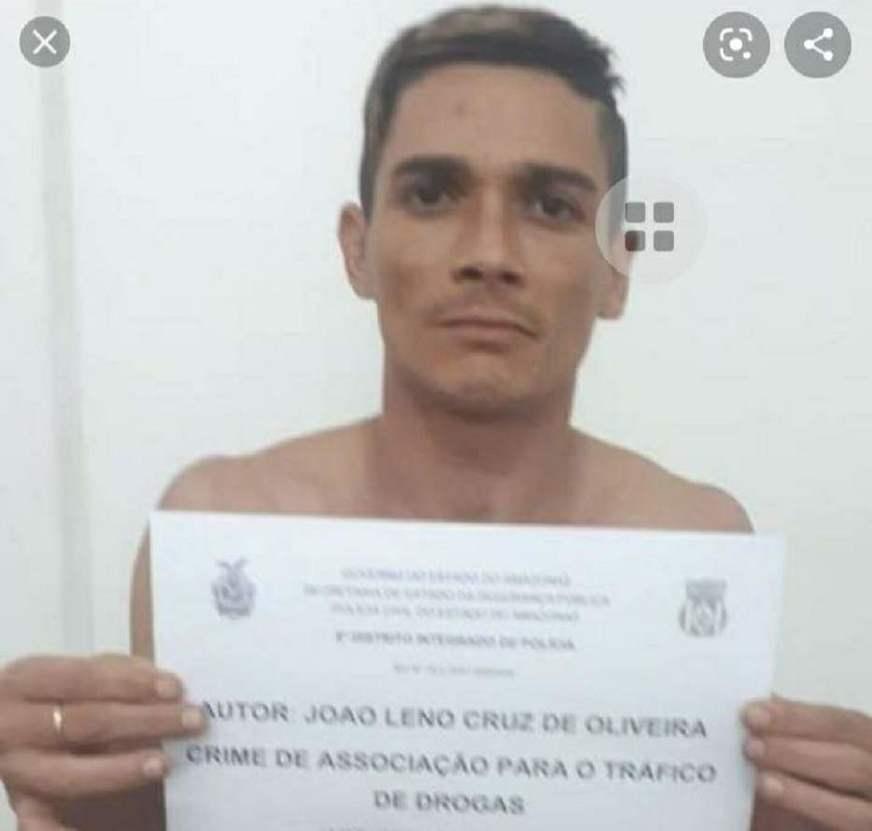 Homem é surpreendido por motoqueiro e morre com 10 tiros na Compensa 2