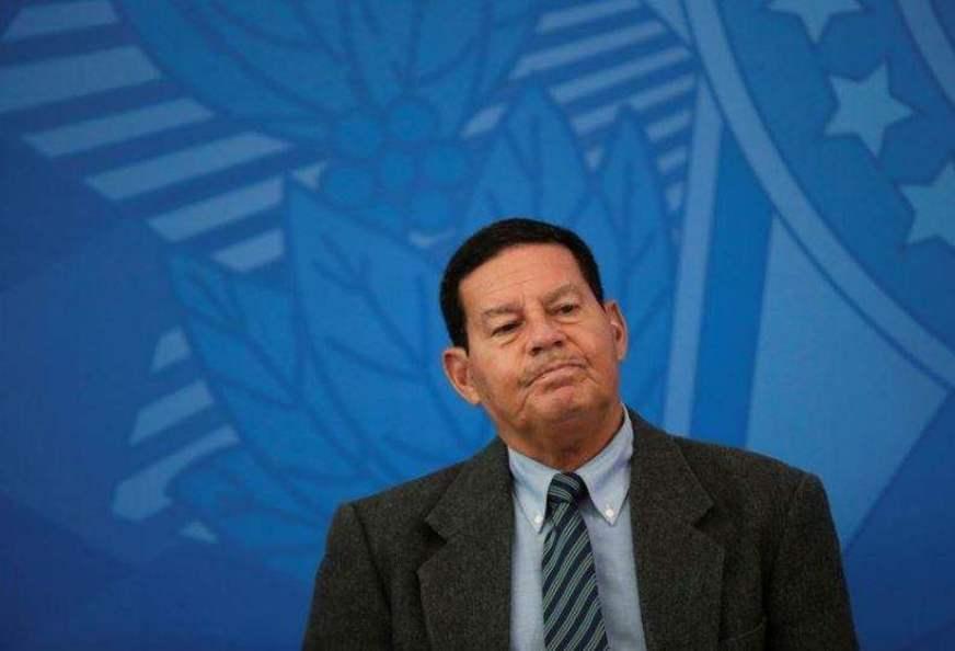 Mourão ignora Inpe e diz que desmatamento caiu a mínimo em maio