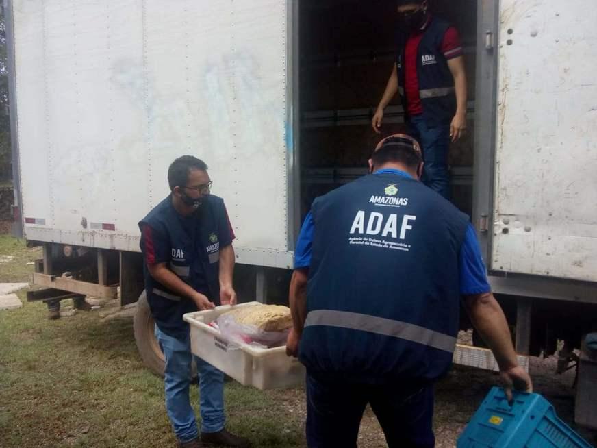 Adaf apreende 2,3 toneladas de alimentos vencidos
