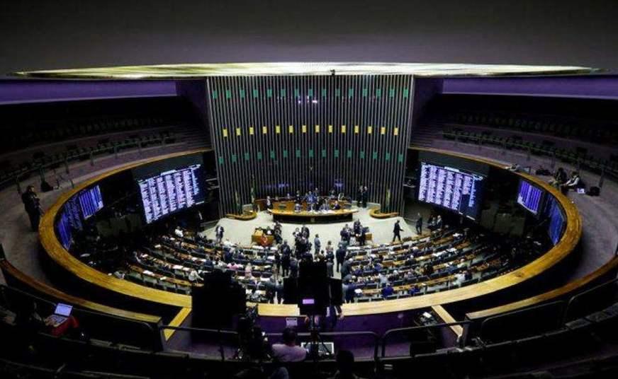 Câmara aprova, em 1º turno, PEC que torna Fundeb permanente