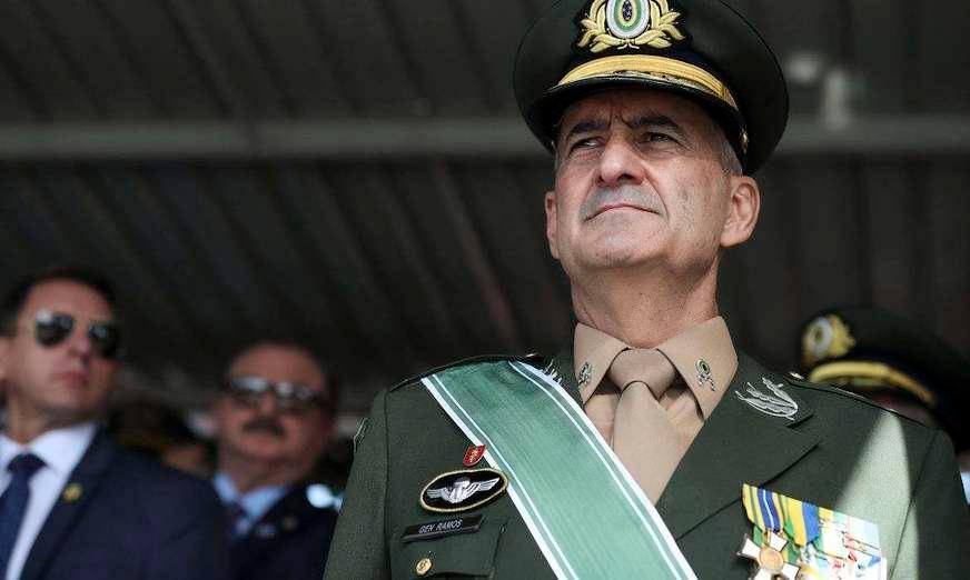 Ministro Luiz Eduardo Ramos entra para reserva remunerada do Exército