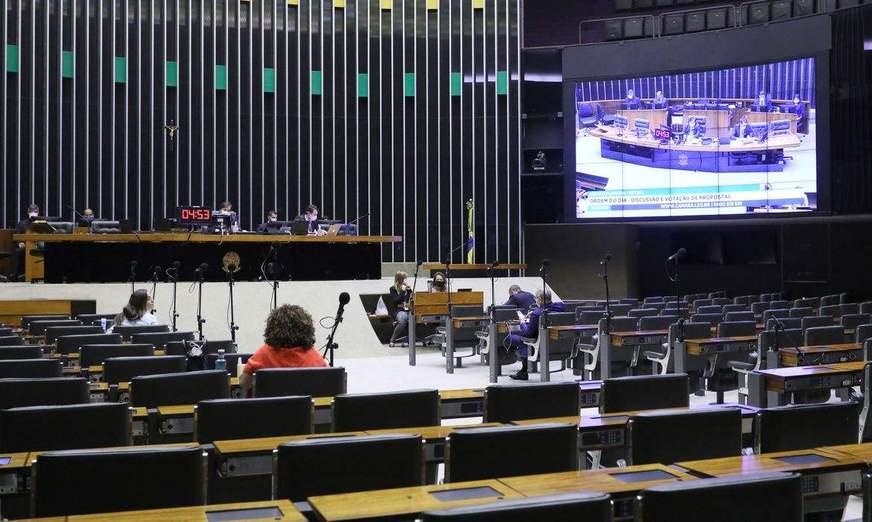 PEC que torna Fundeb permanente deve ser analisada na tarde de hoje