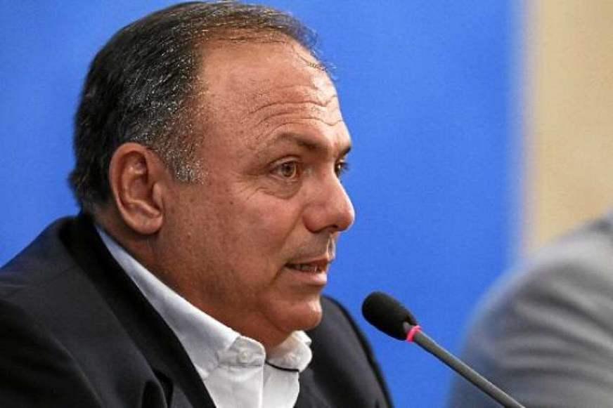 Comissão quer ouvir Pazuello sobre logística de medicamentos
