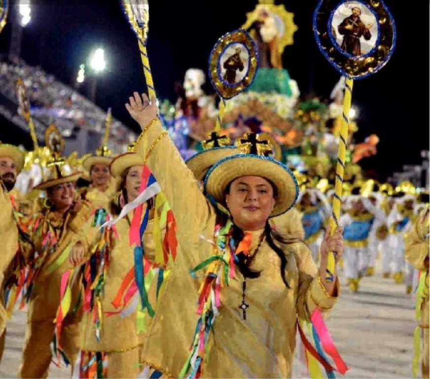 Covid-19 pode gerar mudanças no Carnaval amazonense em 2021