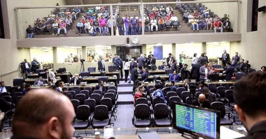 Votação do PL que reduz em 30% as taxas cartoriais é novamente adiada