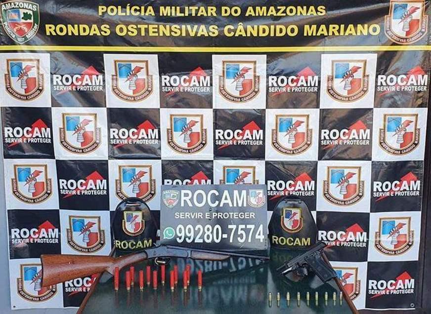 Homem é preso e adolescente apreendido com armas e munições na Zona Norte