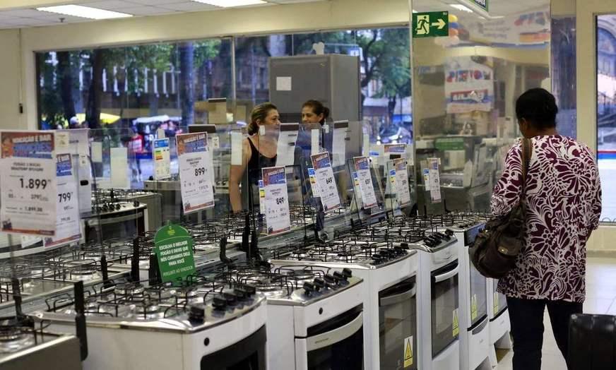 Governo vai reduzir IPI da linha branca, diz Guedes