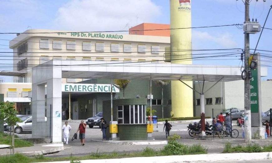 Suspeito de assaltar distribuidora é baleado após trocar tiros com a polícia