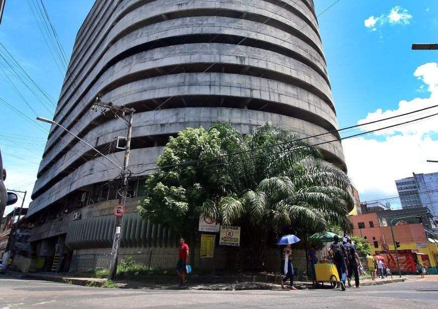 Prefeitura quer vender o ‘Garajão’