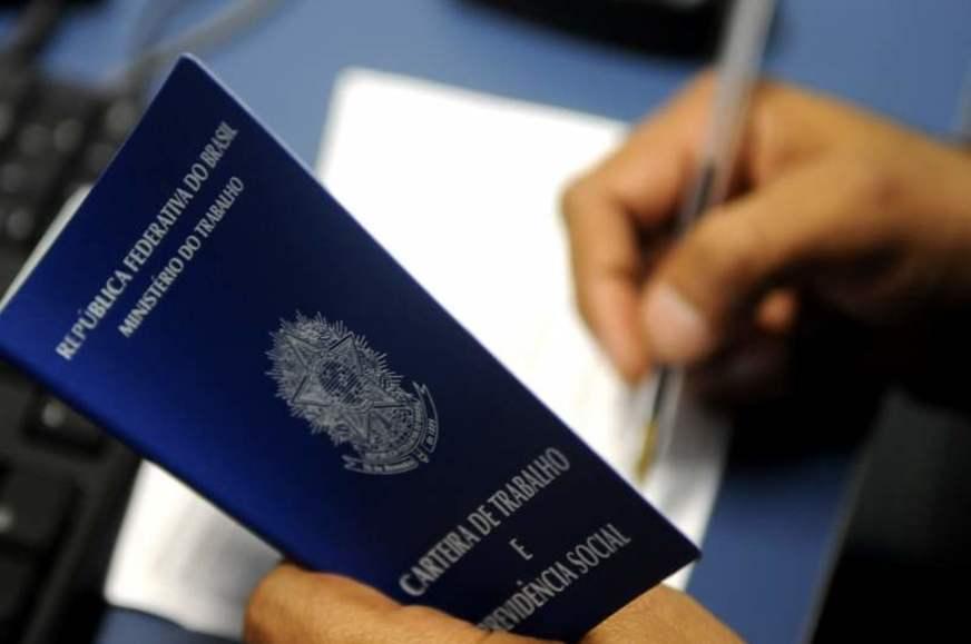 Brasil marca recorde de criação de vagas de trabalho para setembro