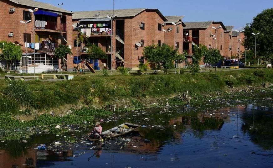 Escritor defende a revitalização fluvial como presente para Manaus