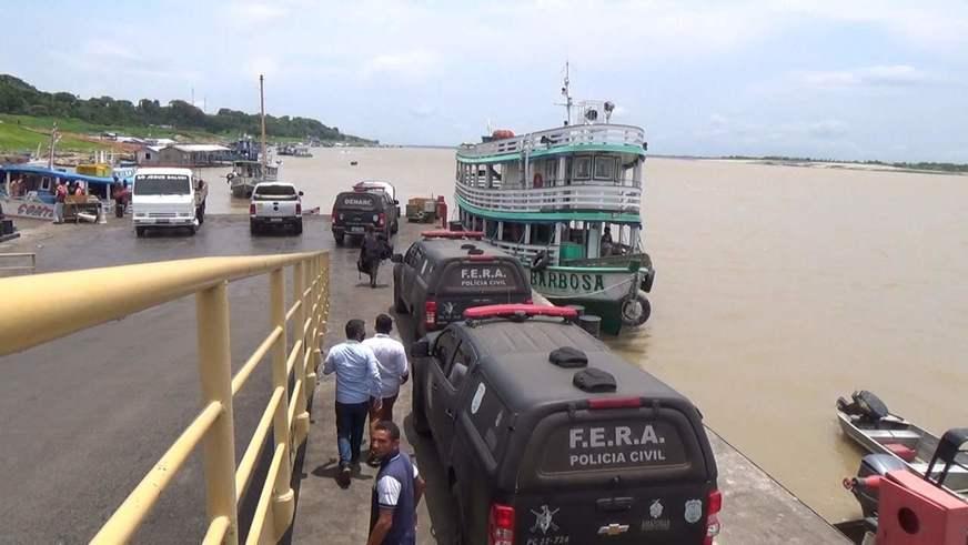 Carga de R$ 3,6 milhões em maconha é apreendida em porão de barco no AM
