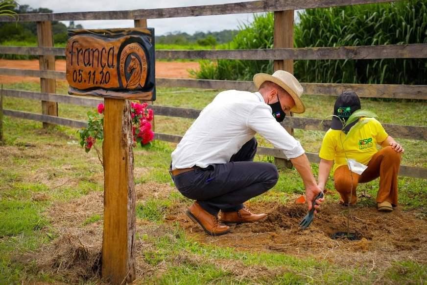 Amazônia aberta à diplomacia internacional