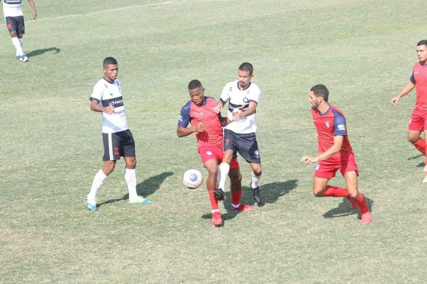 Rio Negro goleia Atlético Amazonense e se classifica para as semifinais