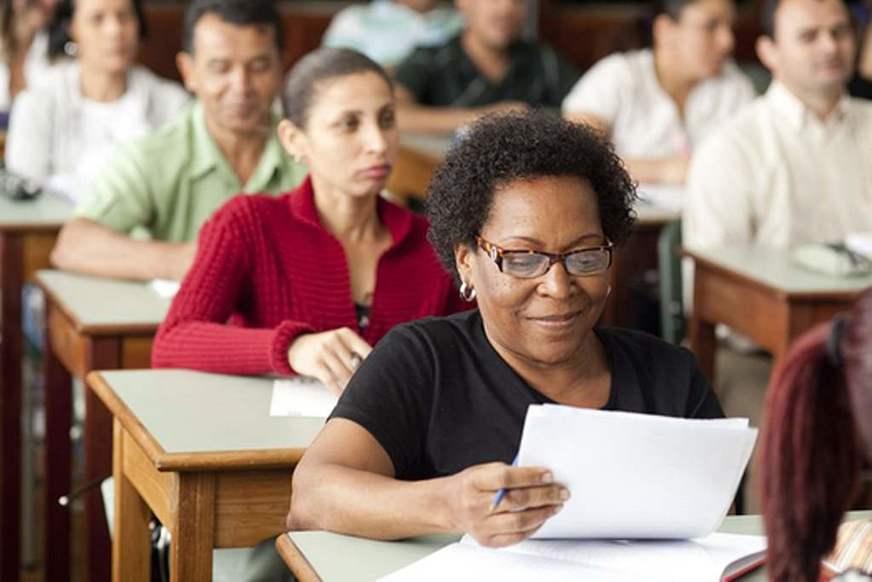Provão da EJA é oportunidade para concluir os estudos ainda em 2020