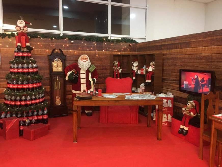 Exposição de Natal é realizada em shopping de Manaus