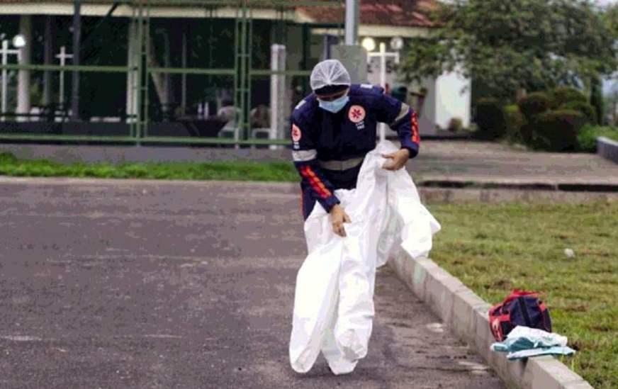 Vacinados, mas não menos angustiados