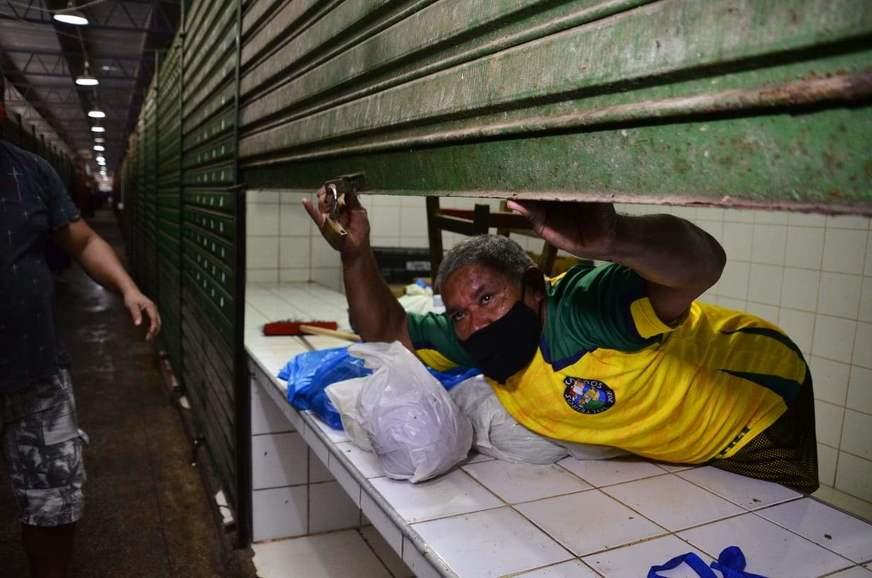 Feirantes de Manaus defendem horário de funcionamento estendido