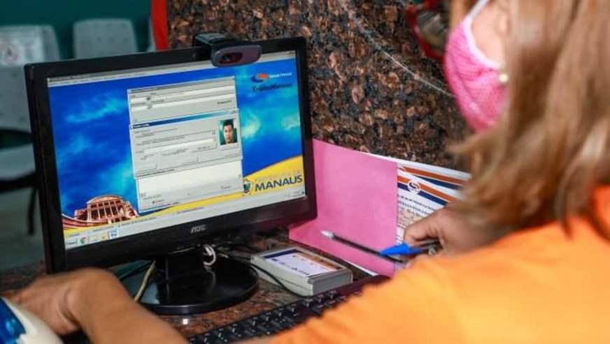 Prefeitura de Manaus inicia emissão do Passa Fácil estudantil