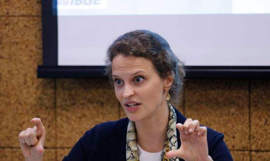 Presidente do IBGE anuncia saída do cargo