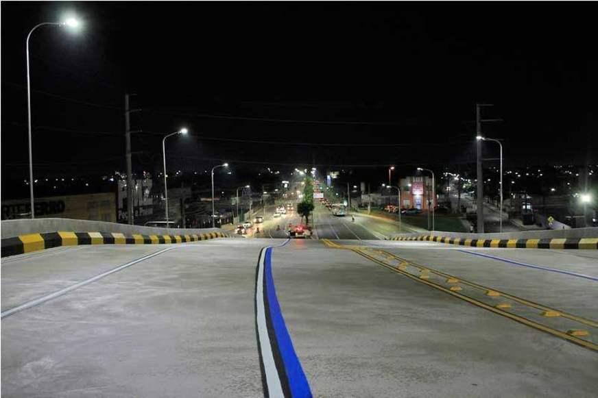Viaduto foi entregue com ‘gatilhos’