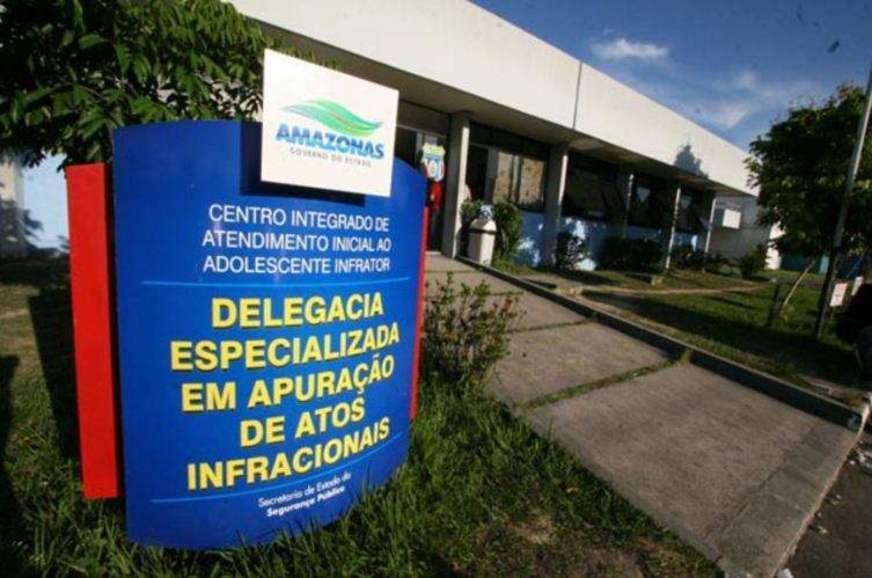 Criança de cinco anos é abusada e suspeito é sobrinho da companheira da mãe