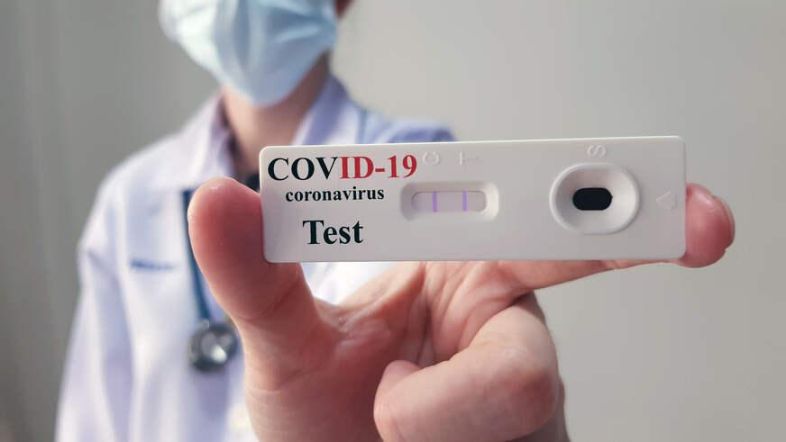 Governo anuncia programa de testagem da população para covid-19