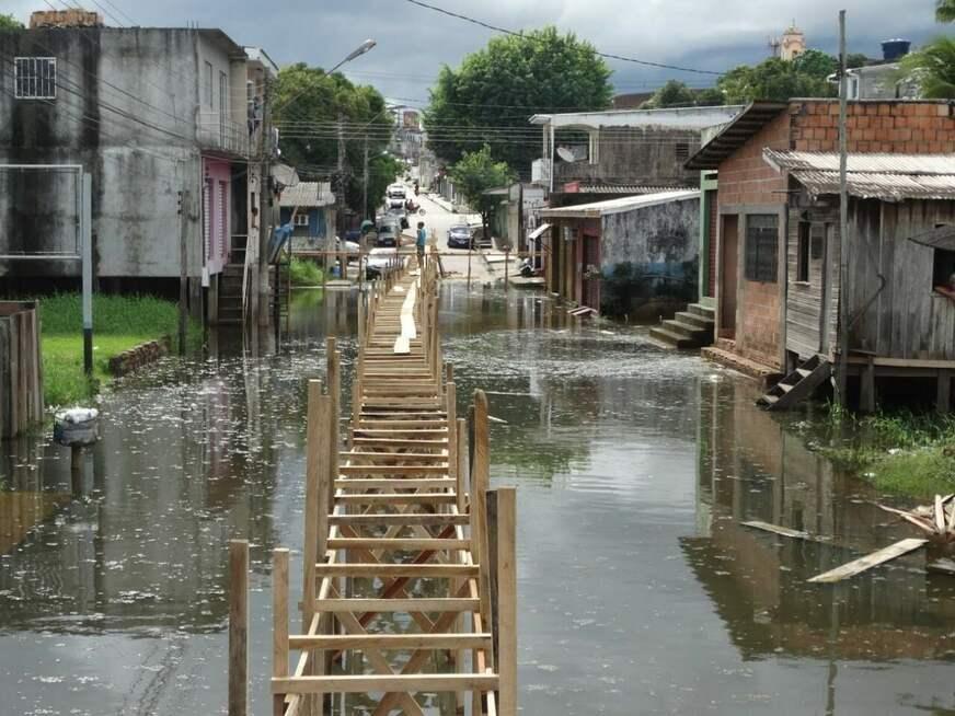 Manacapuru atinge cota de inundação severa do Rio Solimões